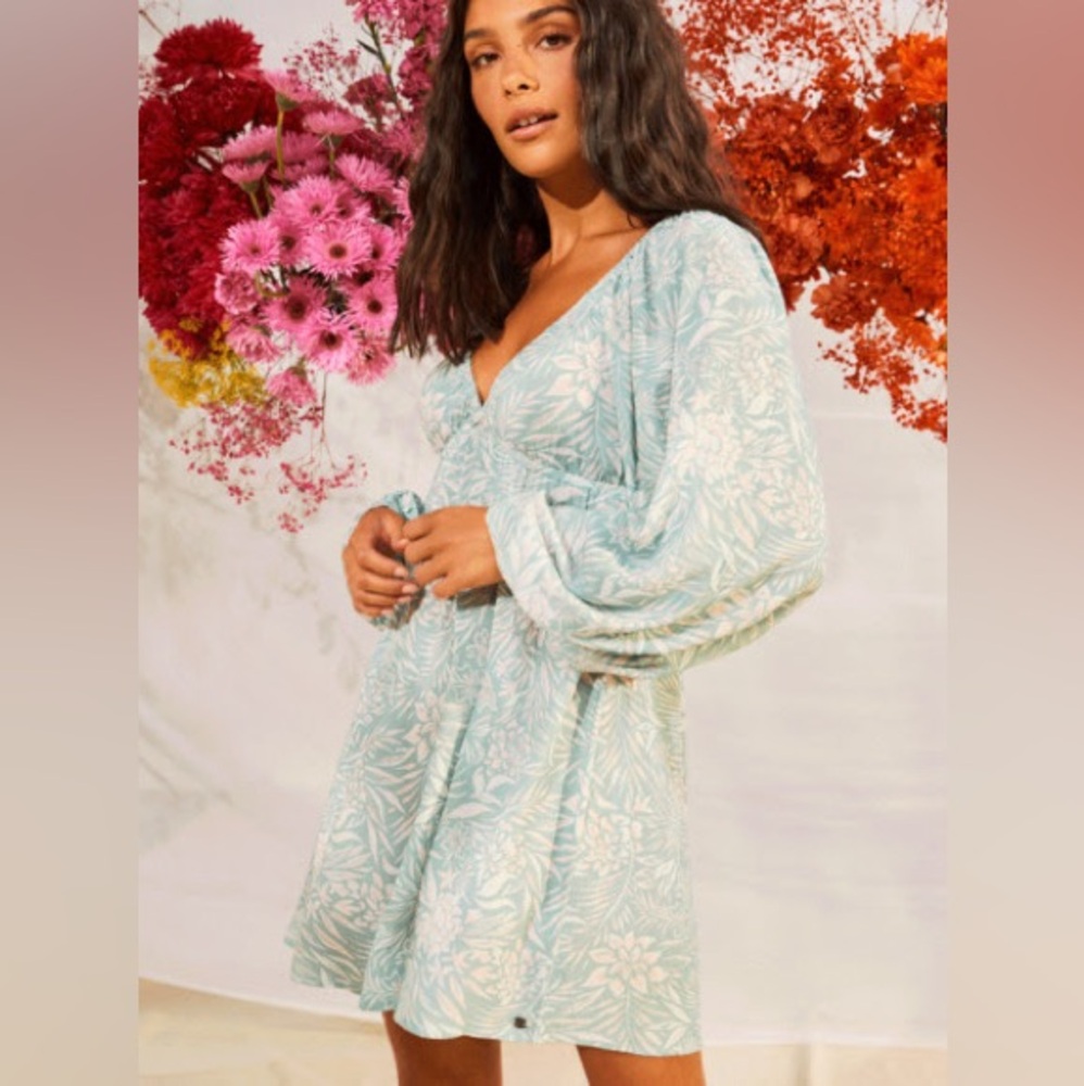 Roxy Small Long Sleeved Mini Dress